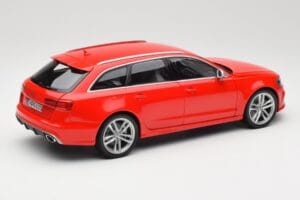 Audi RS6 C7 Avant Raudonas Minichamps 1:18 110012011 Metalas - nuotrauka 3 iš 8