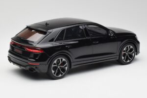 Audi RSQ8 Night Juodas GT Spirit 1:18 GT305 Derva - nuotrauka 2 iš 6