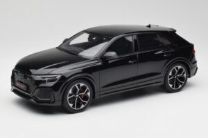 Audi RSQ8 Night Juodas GT Spirit 1:18 GT305 Derva