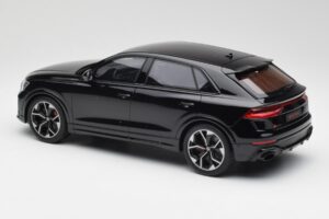 Audi RSQ8 Night Juodas GT Spirit 1:18 GT305 Derva - nuotrauka 5 iš 6