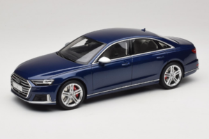 Audi S8 D5 Mėlynas GT Spirit 1:18 GT313 Derva