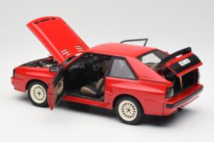 Audi Sport Quattro Raudonas Prekybos Atstovo Leidimas AUTOart 1:18 5030400205 Metalas - nuotrauka 5 iš 8