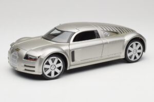 Audi Rosemeyer Sidabrinis Maisto 1:18 31625 Metalas
