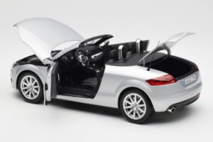 Audi TT 8J Roadster Šviesiai Sidabrinis Minichamps 1:18 5010500515 Metalas - nuotrauka 5 iš 8