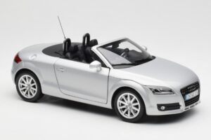 Audi TT 8J Roadster Šviesiai Sidabrinis Minichamps 1:18 5010500515 Metalas - nuotrauka 6 iš 8