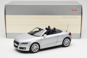 Audi TT 8J Roadster Šviesiai Sidabrinis Minichamps 1:18 5010500515 Metalas - nuotrauka 8 iš 8