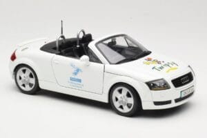 Audi TT 8N Kabrioletas Baltas Maisto 1:18 56065 Metalas - nuotrauka 6 iš 8