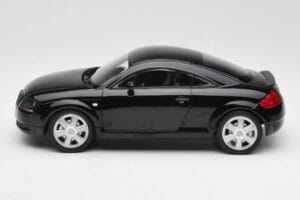 Audi TT 8N Juodas Minichamps 1:18 155017021 Metalas - nuotrauka 3 iš 6