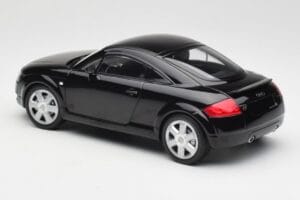 Audi TT 8N Juodas Minichamps 1:18 155017021 Metalas - nuotrauka 5 iš 6