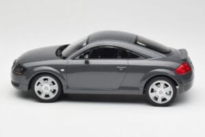Audi TT 8N Coupe Grey Metallic Minichamps 1:18 155017020 Metalas - nuotrauka 3 iš 6