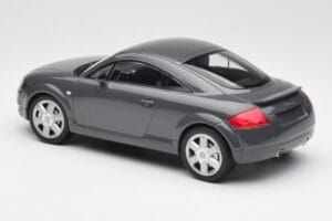 Audi TT 8N Coupe Grey Metallic Minichamps 1:18 155017020 Metalas - nuotrauka 5 iš 6