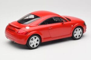 Audi TT 8N Raudonas Minichamps 1:18 155017022 Metalas - nuotrauka 2 iš 6