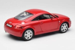 Audi TT 8N Coupe Raudonas Revell 1:18 89909092 Metalas - nuotrauka 3 iš 8