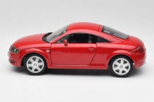 Audi TT 8N Coupe Raudonas Revell 1:18 89909092 Metalas - nuotrauka 4 iš 8