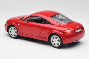 Audi TT 8N Coupe Raudonas Revell 1:18 89909092 Metalas - nuotrauka 7 iš 8