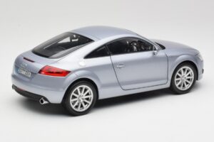 Audi TT 8N RHD Lake Sidabras Metalinis Minichamps 1:18 150015020 Metalas - nuotrauka 3 iš 8
