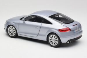 Audi TT 8N RHD Lake Sidabras Metalinis Minichamps 1:18 150015020 Metalas - nuotrauka 7 iš 8