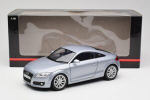 Audi TT 8N RHD Lake Sidabras Metalinis Minichamps 1:18 150015020 Metalas - nuotrauka 8 iš 8