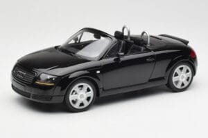 Audi TT 8N Roadster Black Metallic Minichamps 1:18 155017030 Metalas
