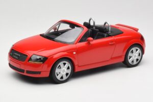 Audi TT 8N Roadster Raudonas Minichamps 1:18 155017032 Metalas