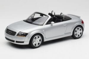 Audi TT 8N Roadster Silver Metallic Minichamps 1:18 155017031 Metalas