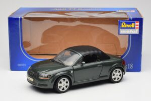 Audi TT 8N Roadster Žalias Revell 1:18 8979 Metalas - nuotrauka 8 iš 8