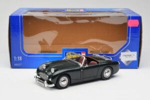 Austin-Healey Sprite Leaf Green Revell 1:18 08837 Metalas - nuotrauka 8 iš 8