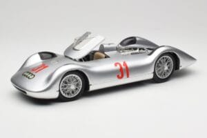 Auto Union Typ C Stromlinie #31 B. Rosemeyer 1937 Sidabrinis Revell 1:18 08436 Metalas - nuotrauka 2 iš 8
