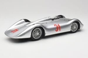 Auto Union Typ C Stromlinie #31 B. Rosemeyer 1937 Sidabrinis Revell 1:18 08436 Metalas - nuotrauka 3 iš 8