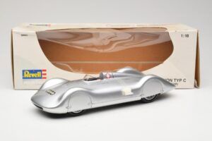 Auto Union Type C Streamliner #72 B. Rosemeyer World Record 1937 Revell 1:18 08420 Metalas - nuotrauka 6 iš 6