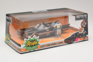 Batmobile Su Batman Figūrėle Metals Diecast 1:24 98259 Metalas - nuotrauka 2 iš 3