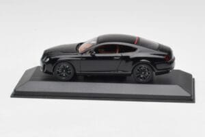 Bentley Continental GT Juodas Su Juodais Ratais Minichamps 1:43 BENTLEY002 Metalas