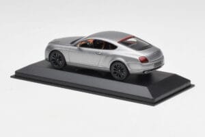 Bentley Continental GT Pilkas Su Juodais Ratais Minichamps 1:43 BENTLEY001 Metalas - nuotrauka 3 iš 4