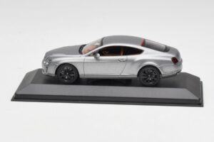 Bentley Continental GT Pilkas Su Juodais Ratais Minichamps 1:43 BENTLEY001 Metalas
