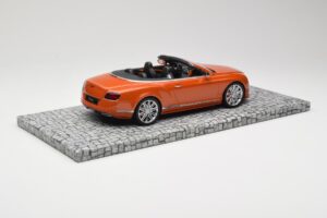 Bentley Continental GT Speed Kabrioletas Orange Metallic Minichamps 1:18 107139430 Metalas - nuotrauka 2 iš 6