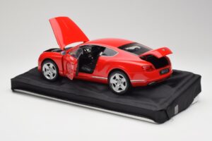 Bentley Continental GT St. James Red Minichamps 1:18 100139922 Metalas - nuotrauka 5 iš 8