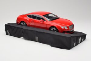 Bentley Continental GT St. James Red Minichamps 1:18 100139922 Metalas - nuotrauka 6 iš 8