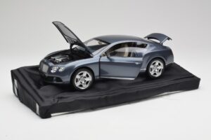 Bentley Continental GT Thunder Pilkas Minichamps 1:18 BL835 - nuotrauka 2 iš 8