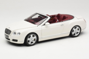 Bentley Continental GTC Baltas Minichamps 1:18 100139032 Metalas