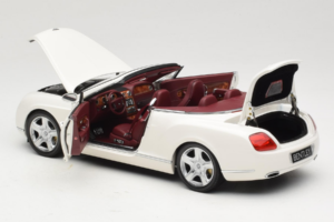 Bentley Continental GTC Baltas Minichamps 1:18 100139032 Metalas - nuotrauka 5 iš 8