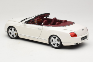 Bentley Continental GTC Baltas Minichamps 1:18 100139032 Metalas - nuotrauka 7 iš 8