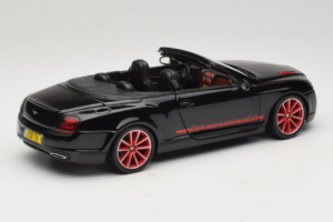 Bentley Continental Supersports ISR Kabrioletas Juodas Su Raudonomis Ratlankiais Bburago 1:18 18-11035 Metalas - nuotrauka 3 iš 8