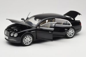 Bentley Flying Spur W12 Onyx Black Kyosho 1:18 08891NX Metalas - nuotrauka 2 iš 8