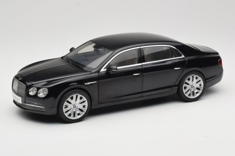 Bentley Flying Spur W12 Onyx Black Kyosho 1:18 08891NX Metalas