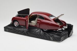 Bentley R-Type Continental Tudor Raudonas Minichamps 1:18 100139421 Metalas - nuotrauka 5 iš 8