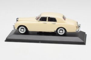 Bentley S2 Raudonas Minichamps 1:43 436139951 Metalas