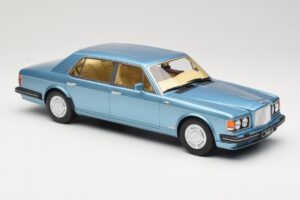 Bentley Turbo R LWB Mėlynas GT Spirit 1:18 GT782 Derva - nuotrauka 4 iš 6