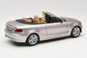 BMW 1 Series E88 Kabrioletas Mineral Silver Metallic Kyosho 1:18 80430427020 Metalas - nuotrauka 3 iš 8