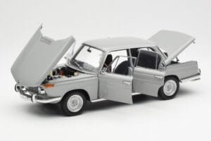 BMW 1800 TiSA Bernina Pilkas AUTOart 1:18 70621 Metalas - nuotrauka 2 iš 8