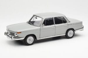 BMW 1800 TiSA Bernina Pilkas AUTOart 1:18 70621 Metalas